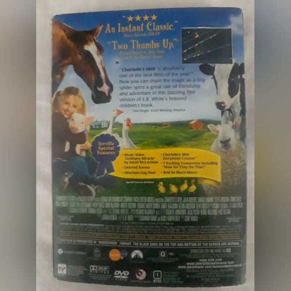 Charlotte’s Web DVD & Book Set with Slipcover - Picture 2 of 10